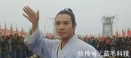 张三丰!杨过一生收过唯一的一个徒弟,名气比他大,还成了一代宗师