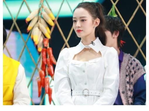 马嘉祺|《夏日少年派》马嘉祺出现很意外，首位女嘉宾登场，网友反倒淡定