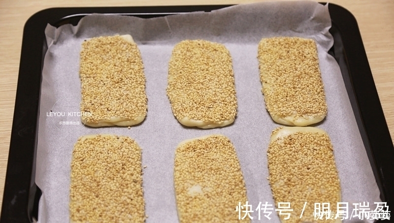 不用发面,在家做出层次分明、酥到掉渣的烧饼,学会可以开店