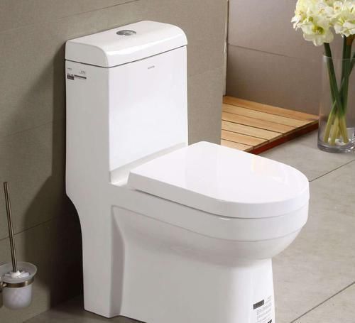 马桶里撒一把,无论多脏多厚的污渍,一冲就干净,方法简单又实用