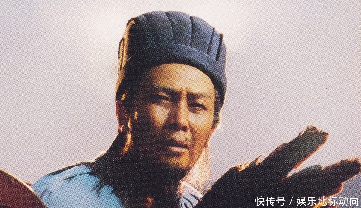 层出不穷|陆树铭版珠玉在前,“关公”模仿秀演员层出不穷,但山寨味有点浓