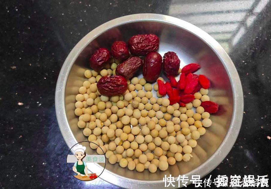 材料|45岁女人一周营养早餐,在朋友圈爆红,网友:真会吃,难怪显年轻