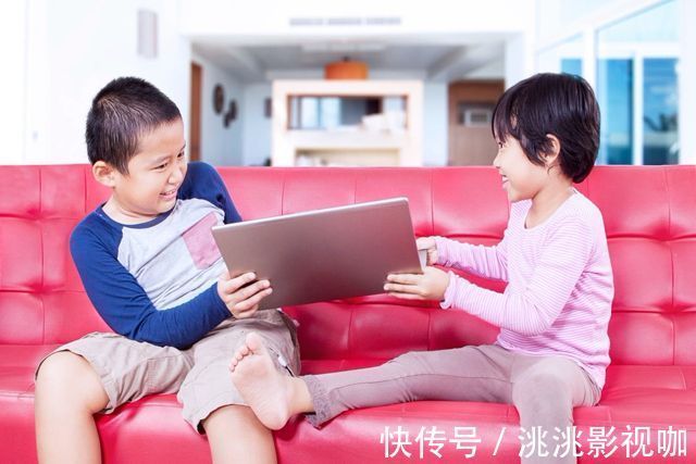 误区|家有正处于青春期的孩子,父母要谨防“攀比心”,正确引导很重要