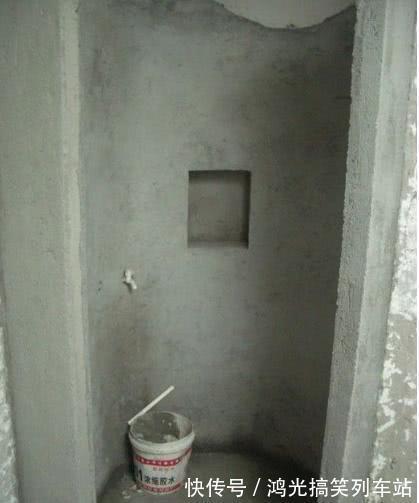 砖砌|老爸为了省钱砖砌淋浴房,传到朋友圈被吐槽说:像棺材,气炸了!