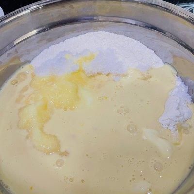 这道家喻户晓的外酥里软的麻花是怎么做的呢？