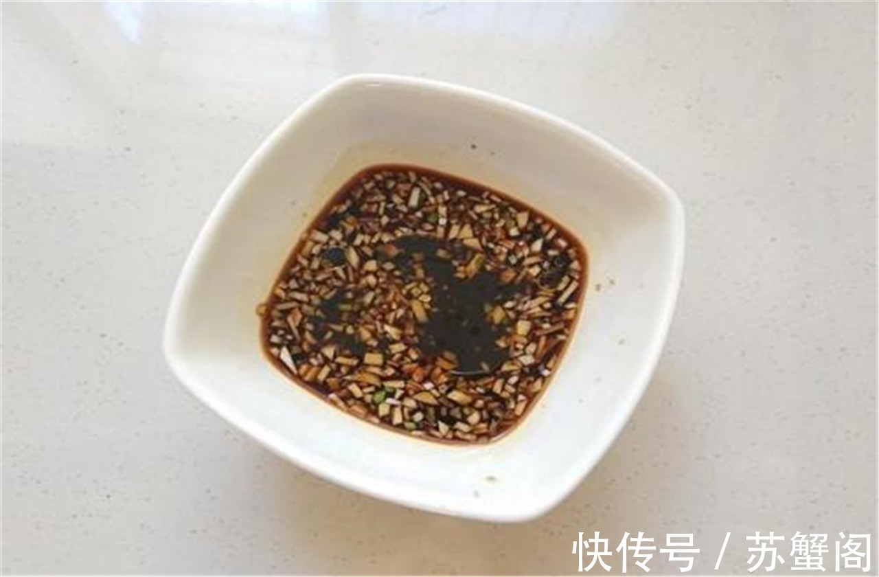 蒸螃蟹时，用热水还是冷水？许多人做错，难怪蟹黄外流，腿掉一锅