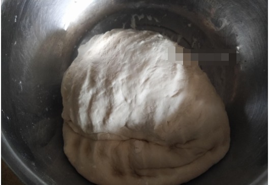 倍馋这饺子,比煮的省事,尤其这菜做馅,清香味美