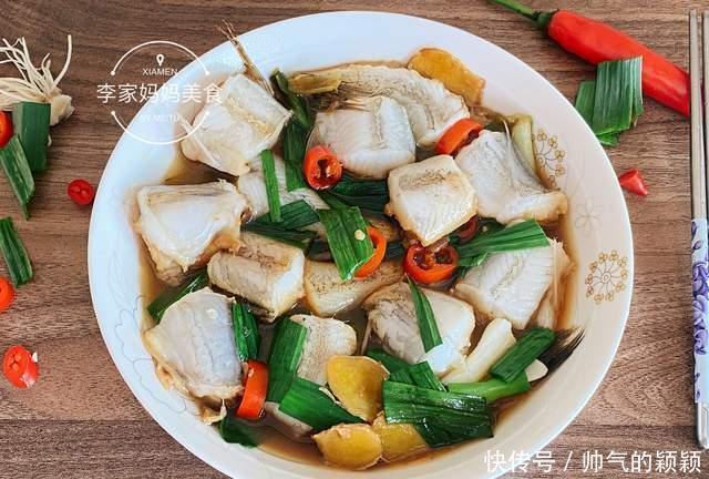 菜市场碰到这鱼我从不还价,5元一斤,焖一焖,比豆腐还鲜嫩