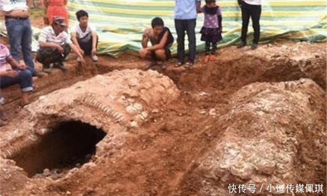 珍宝|公路下挖出古墓,墓内珍宝被洗劫一空,专家一摸墙壁激动万分
