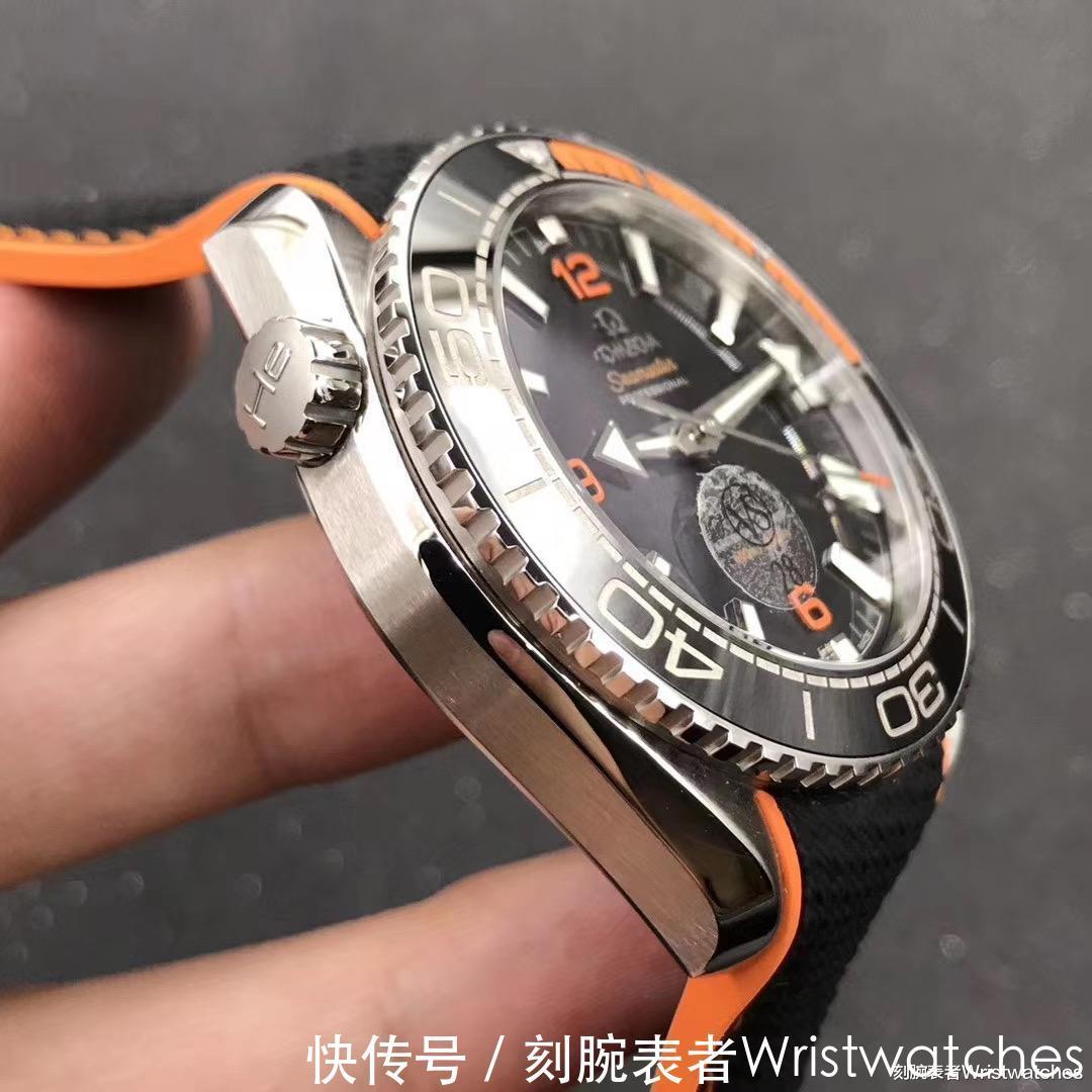 海马|VS厂欧米茄海马海洋宇宙600「四分之一橙」终极版评测!