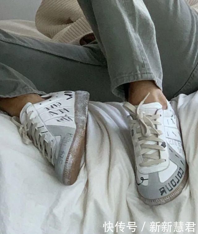 这些“旧球鞋”火极了老爹鞋的时髦C位保不住了…