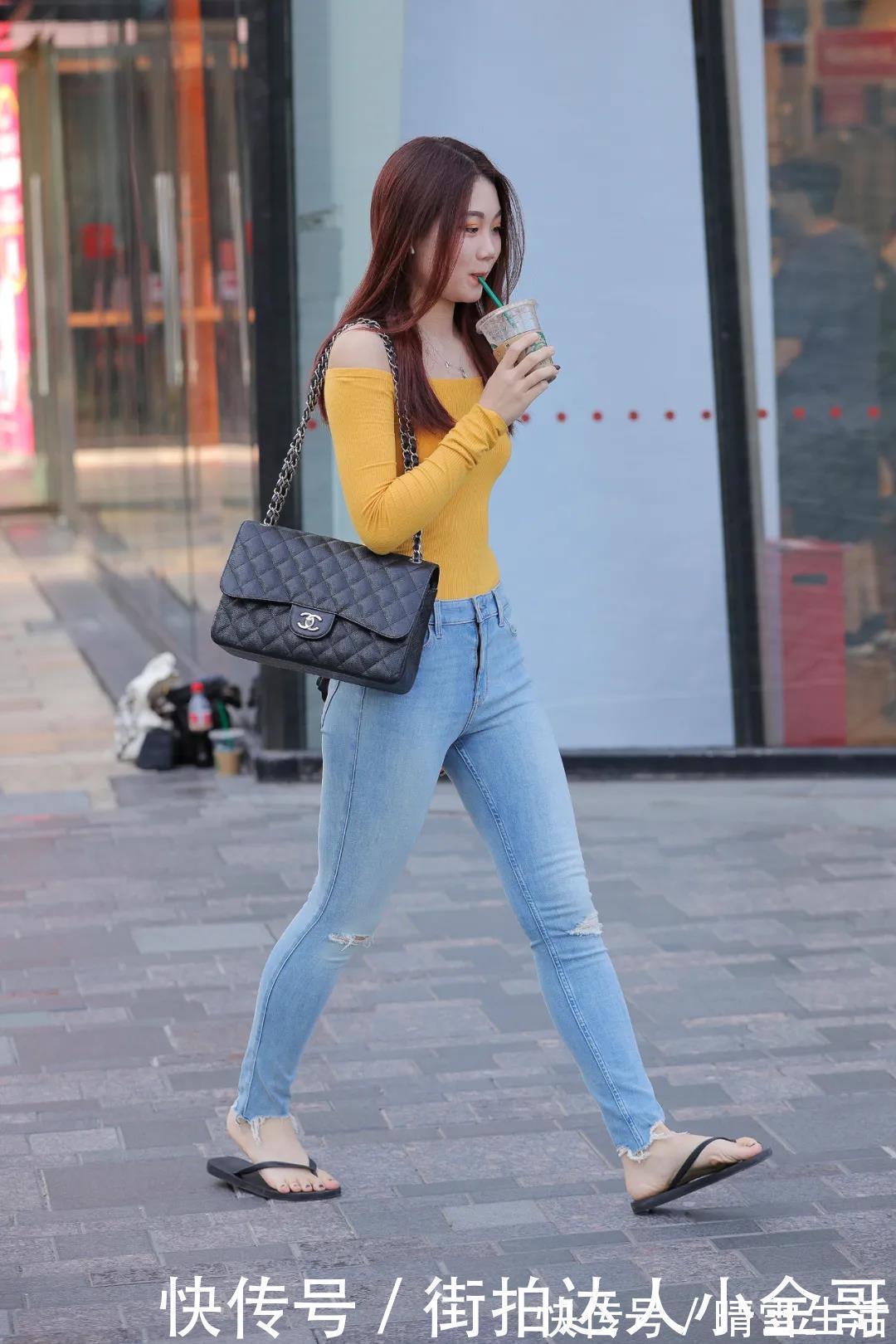 可爱|街拍:长发披肩、温柔可爱、穿着时尚的大美女