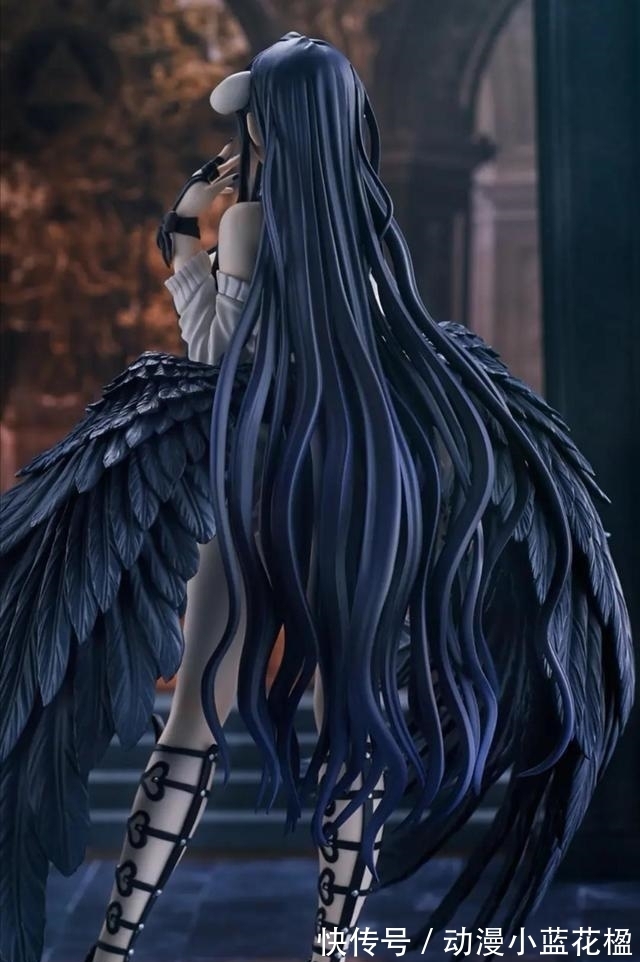 羽翼|1000元买恶魔雅儿贝德手办,看到她的鞋子1万也不会卖