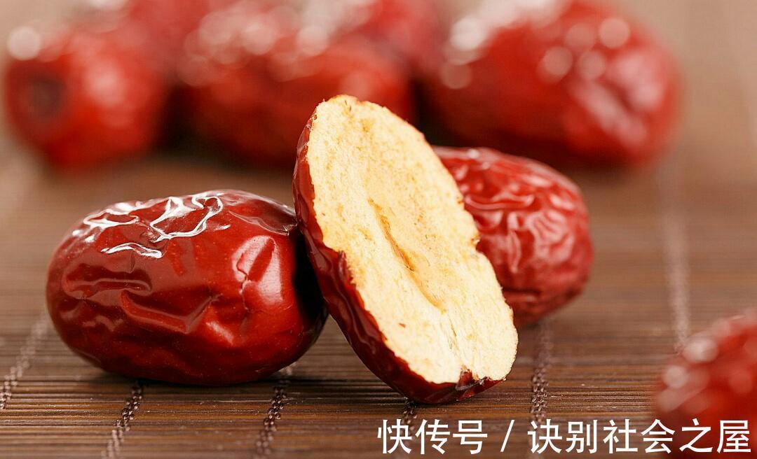 苹果|苹果和它一起吃,效果堪比黄芪!每天吃一点,肝脏只会越来越白净