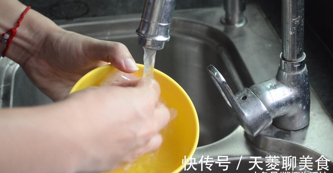 快递箱里的气泡垫别扔了, 没想到还有这么多妙用, 看完赶紧去试试