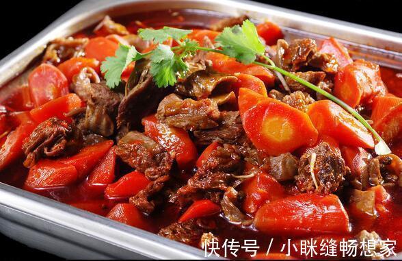 胡萝卜炖牛肉|美食推荐南瓜粉蒸肉、胡萝卜炖牛肉、青椒炒肉片、黄焖鸡米饭