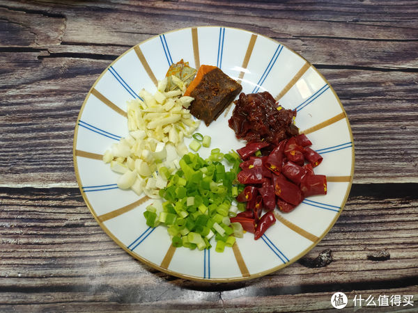 自从学会腐竹这个新做法,我家每周吃三次,麻辣鲜香、解馋又下饭