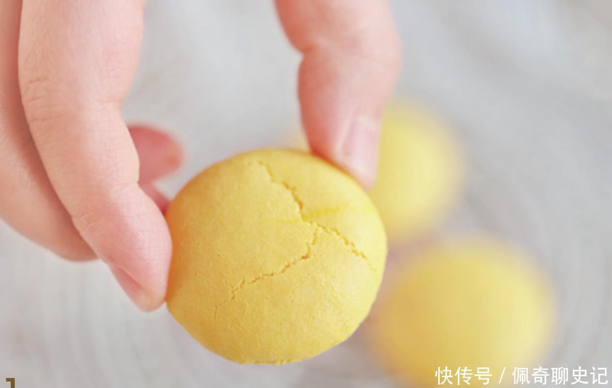 开裂|无数次失败，才能换来完美的马卡龙，关于马卡龙入门的问与答
