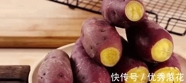 想吃烤红薯没有烤箱也能做！香甜软糯还“流糖”，不输外面卖的！