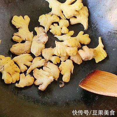 让冬天不再冷的美味“猪脚姜”