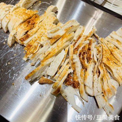 快手饭??素炒饼(丐版)超还吃,我家三天两头吃一次