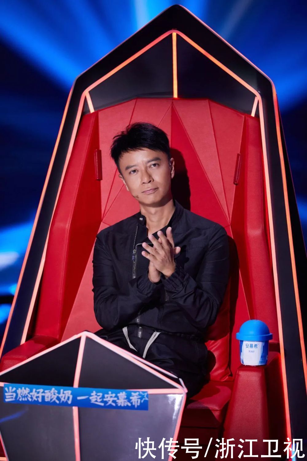 学员|《2021中国好声音》抢人大战白热化，战队洗牌李克勤深陷“甜蜜的烦恼”