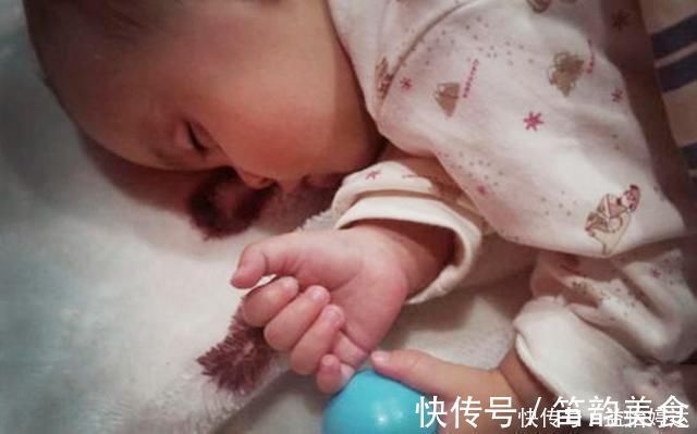 夜奶什么时候戒|夜奶什么时候戒?宝宝告诉你,如果出现三种情况,宝妈赶快行动吧