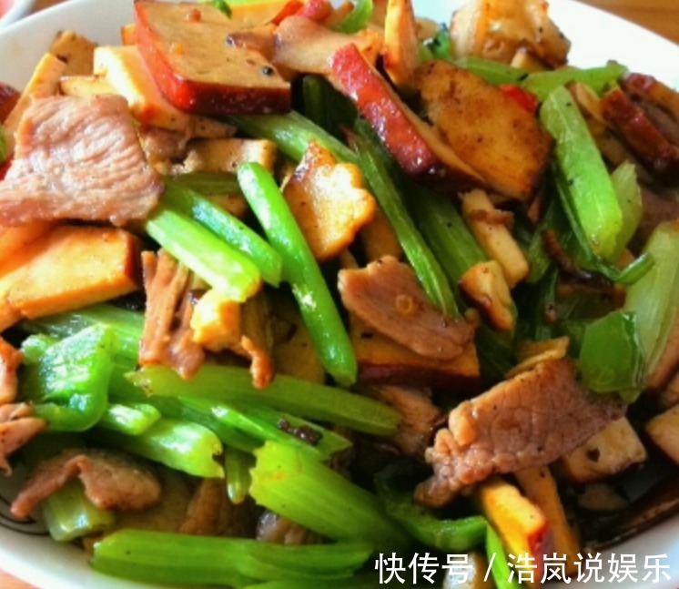 芹菜|芹菜炒肉先放芹菜还是先放肉很多人做错了，难怪味道不佳