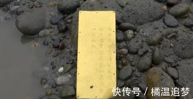 山洞!老农无意发现一山洞,传闻有皇帝宝藏,进洞后手电筒一照转身就跑