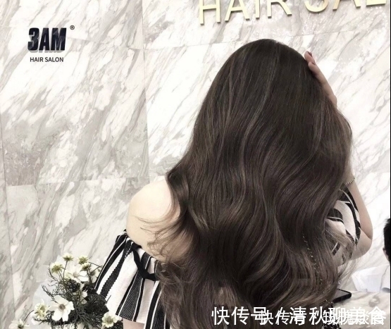 发型 中长发已经不流行了,选对了这几款发型,随便扎起来也可以很漂亮