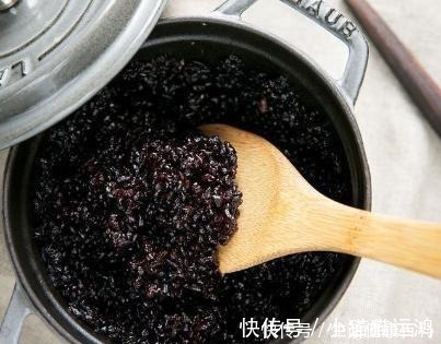 营养成分|买黑米时,选黑糯米还是黑米两者差别很大,以后别买错了!