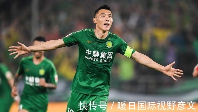 中乙联赛|国足未来希望!19岁“新于大宝”亚冠一战成名,曾一场独进6球