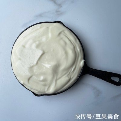 孤独的美食家|超简单｜比戚风蛋糕还好吃??鸡蛋热香饼