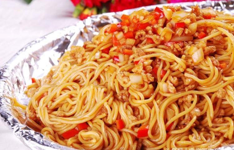 经常吃大米饭和吃面食有什么区别到底哪个更营养,大家快看下吧