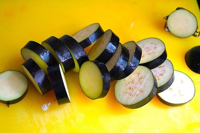 茄子圈|明日立秋,暑热尚在防秋燥多给家人吃这菜,好吃又营养,安稳度秋