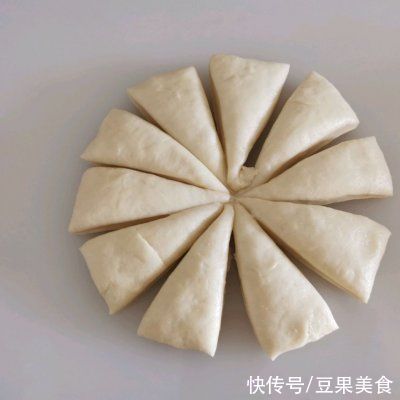 可可蛋糕卷|颜值爆表的抹茶蛋糕卷面包