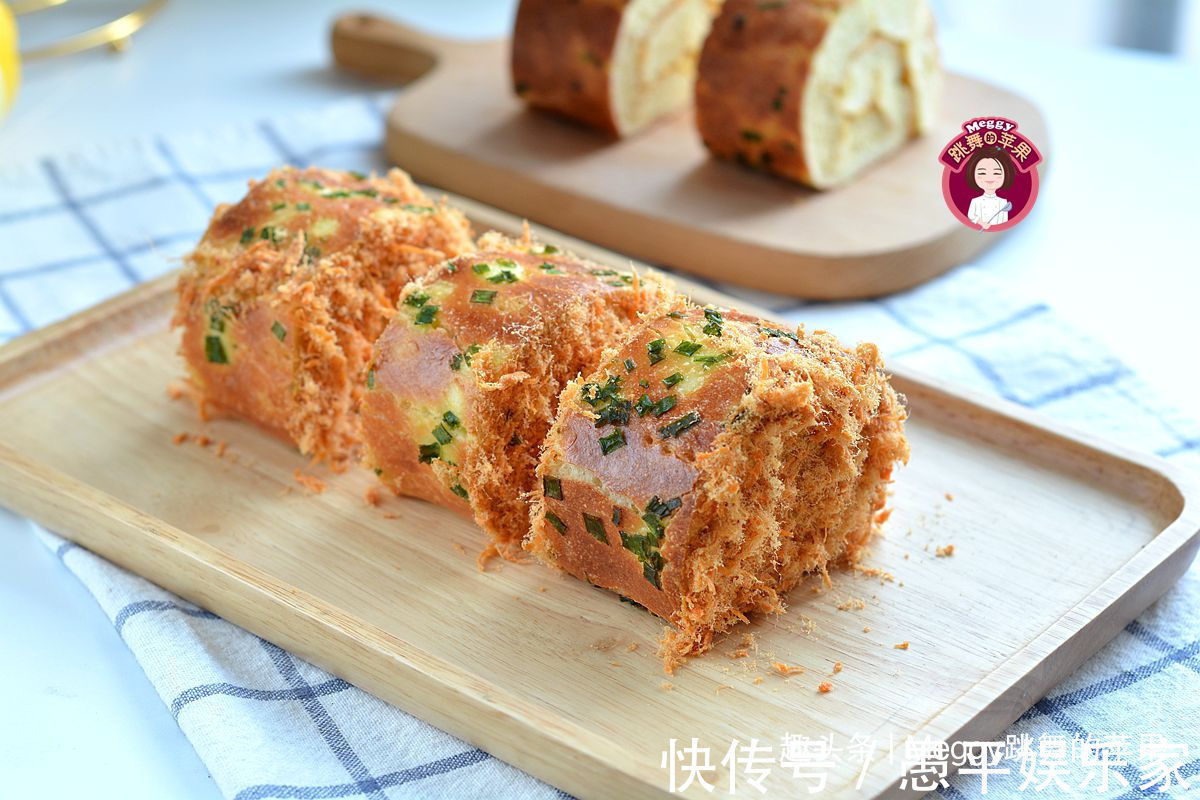 面片|百吃不厌的肉松面包卷,12分钟出炉真省事,早餐可要有口福了