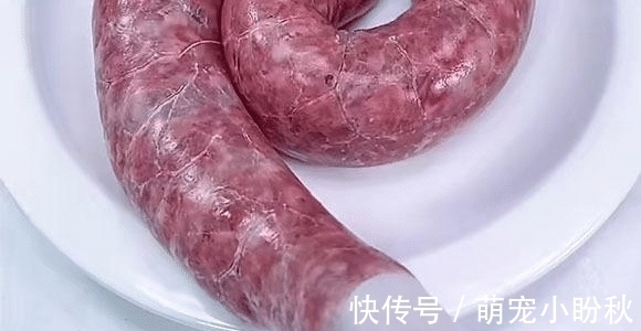 入秋后，嘴馋别忘做这个，一烫一晒，锅中再一煎，切片摆盘就能吃