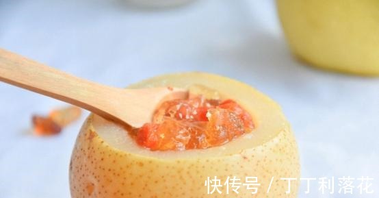 小姐姐|冰糖雪梨炖桃胶简单做法,味道甘甜可口,降燥败火!