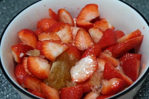 三月最爱草莓，自制草莓酱做法简单无添加剂，好吃看得见