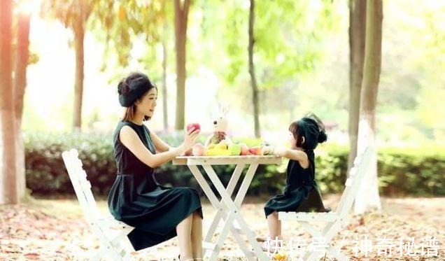 李嘉诚|妈妈的穷人思维,是孩子一生最大的悲剧!你不得不信