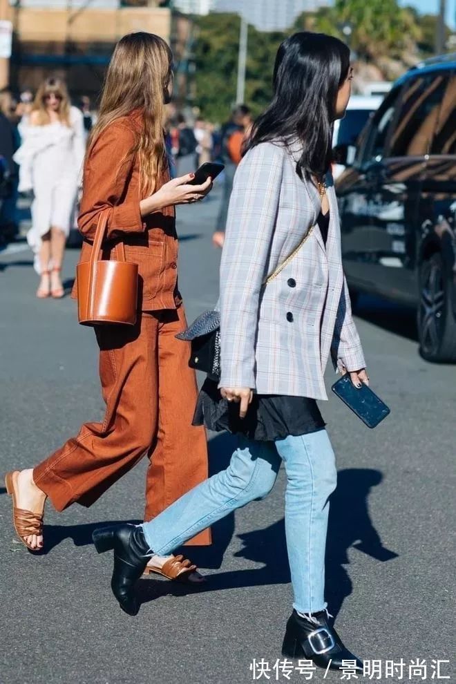 柑橘橙 这个能让冬季变得灵动有趣的颜色,只要穿对了,绝对是最吸睛穿搭