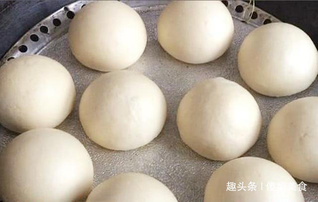馒头|蒸馒头,直接加酵母是大错特错,教你正确做法,馒头香软好吃