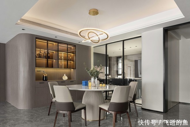 衣帽间|愈归|轻奢淡雅的家,让设计回归生活