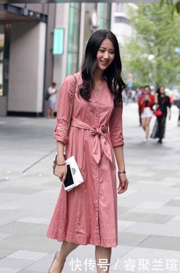 配上|穿着洋装很少有高跟鞋,尤其是配上尖跟鞋,修身显瘦有范儿