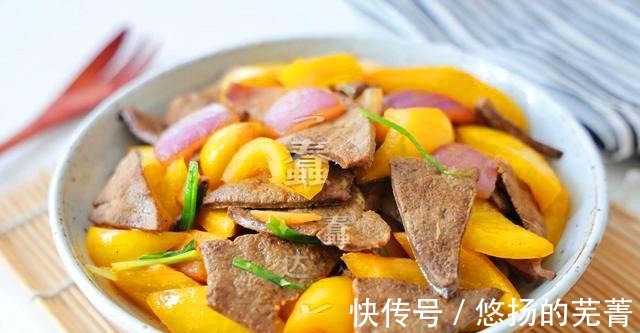 炒制|猪肝营养价值高,清洗工作不能马虎,简单炒制,美味与营养兼备!