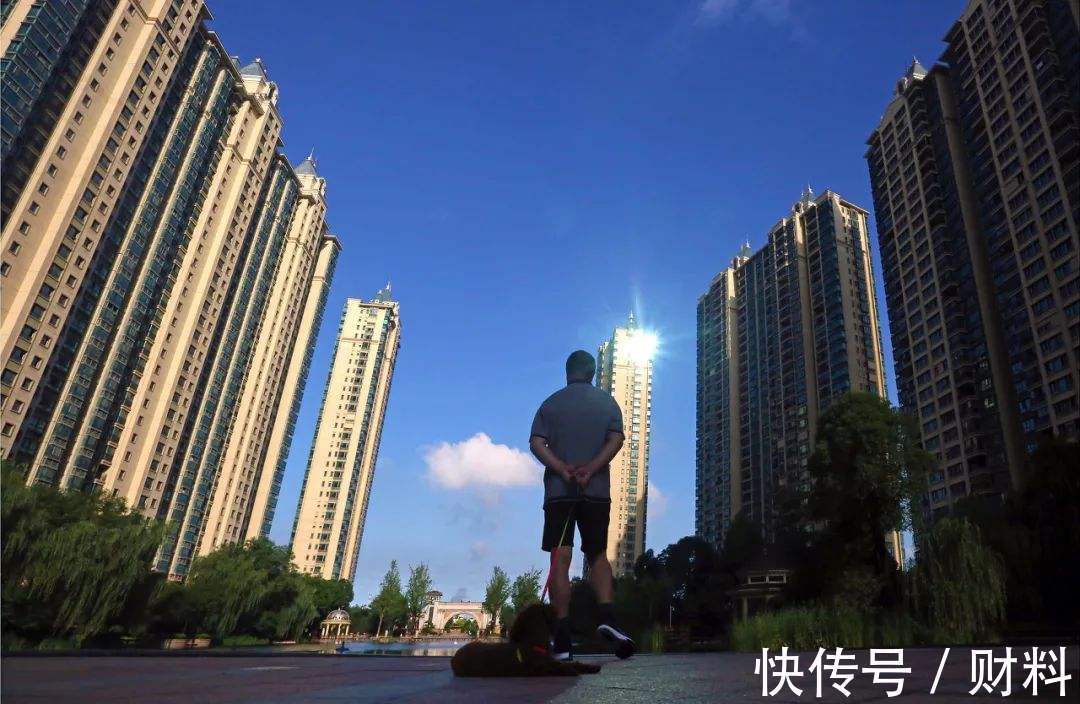 购房|明明可以选择新房,为什么人们更愿意购买二手房?内行人说出原因