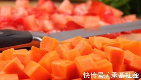 刘医师|胡萝卜与此物一起煮，失眠好了，视力好了，血管畅通无阻