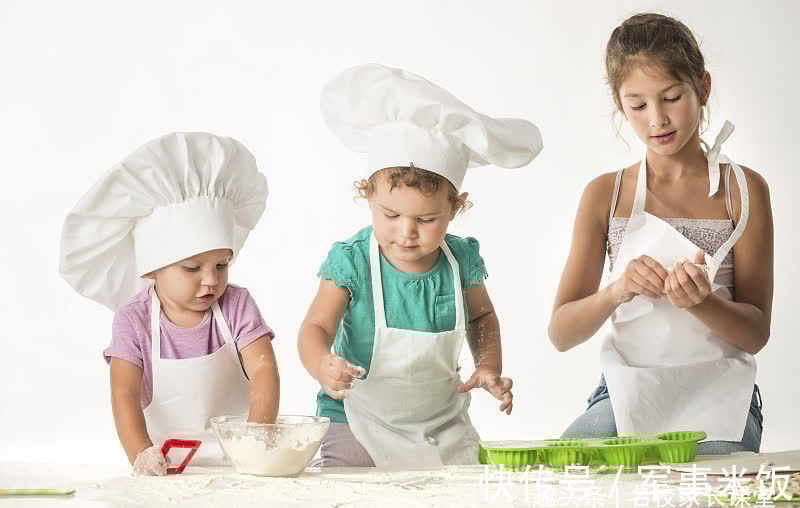 自律|想让孩子未来有发展,父母一定要坚持教会他3件事,受益终身!