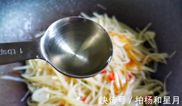 家常|醋溜土豆丝，家常下饭菜，做法简单！